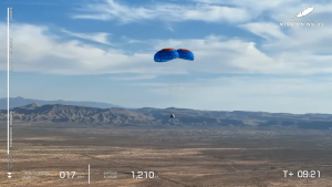 Cápsula retornando ao solo em segurança