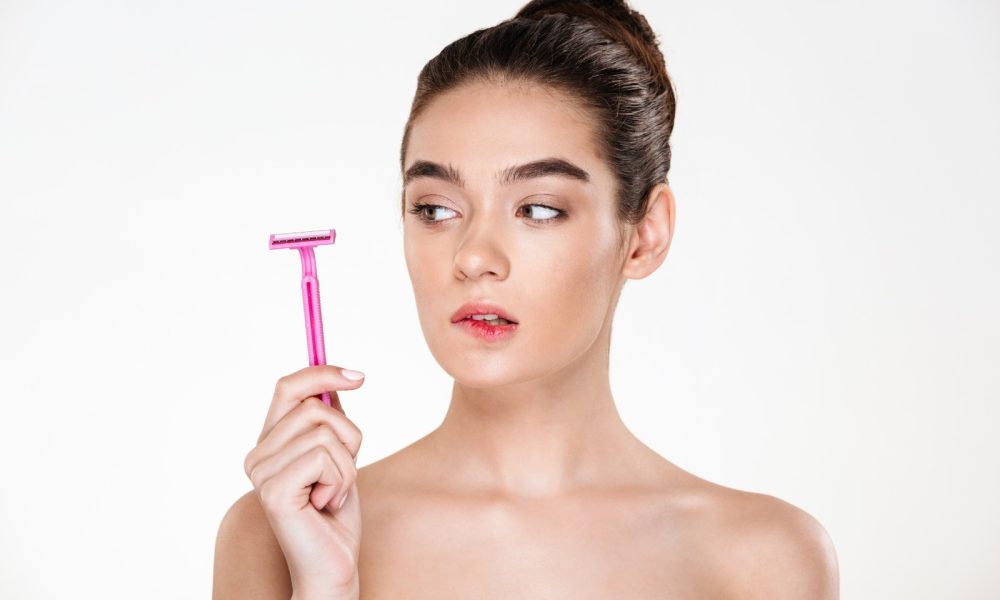 Depilação com lâmina, cera ou laser: qual a melhor para você?