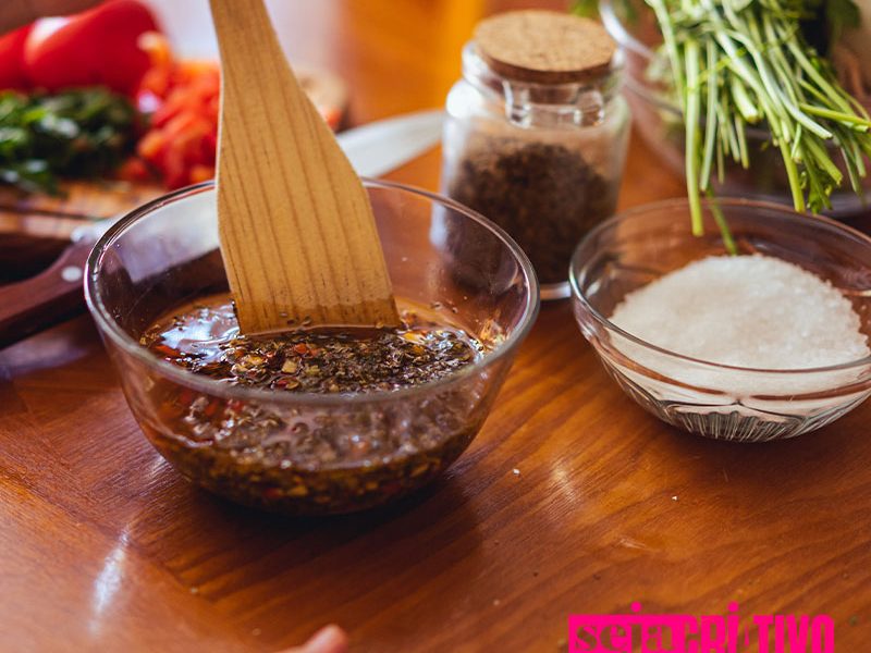 Aprenda a fazer o melhor molho Chimichurri para o seu churrasco
