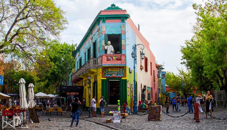Governo Argentino quer dar 100 dólares para quem for para Argentina, saiba como conseguir o "Tesoros Argentinos"