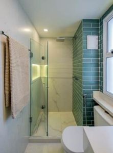 5 COISAS QUE TODO MUNDO PRECISA SABER ANTES DE COMPRAR UM BOX DE BANHO