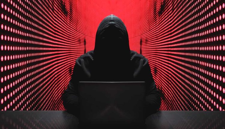 CUIDADO com as armadilhas virtuais devido à proximidade do Dia dos Pais