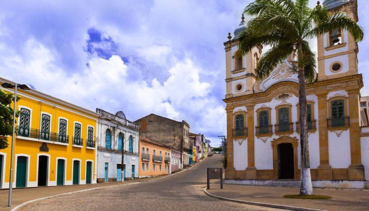 Destinos Brasileiros que Remetem à EUROPA: 8 Cidades Encantadoras para Explorar