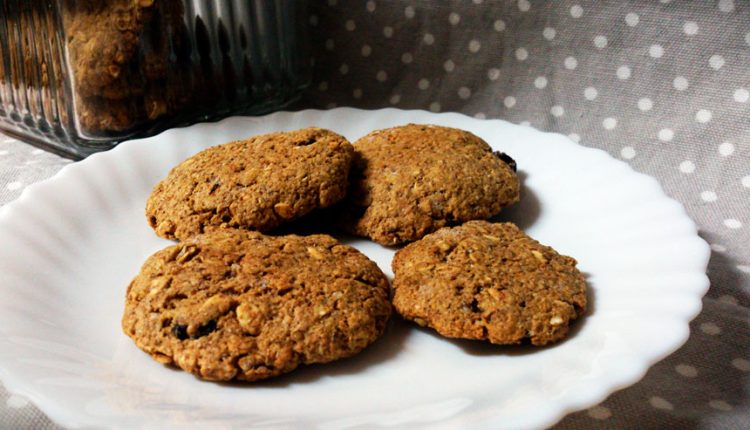 Simples e saboroso: receita de cookies de granola na air fryer por nutricionista