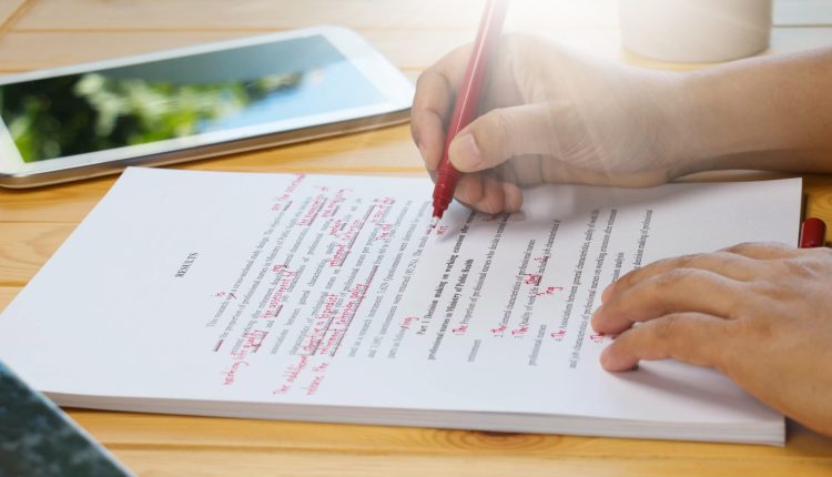 Confira Os 11 Melhores sites Corretores de Texto (Online)