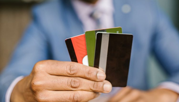 Cartões de crédito para MEI: Descomplicando a gestão financeira do seu negócio