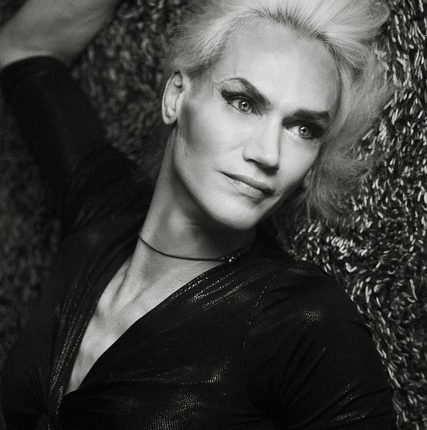 harmonização facial grátis em pessoas trans