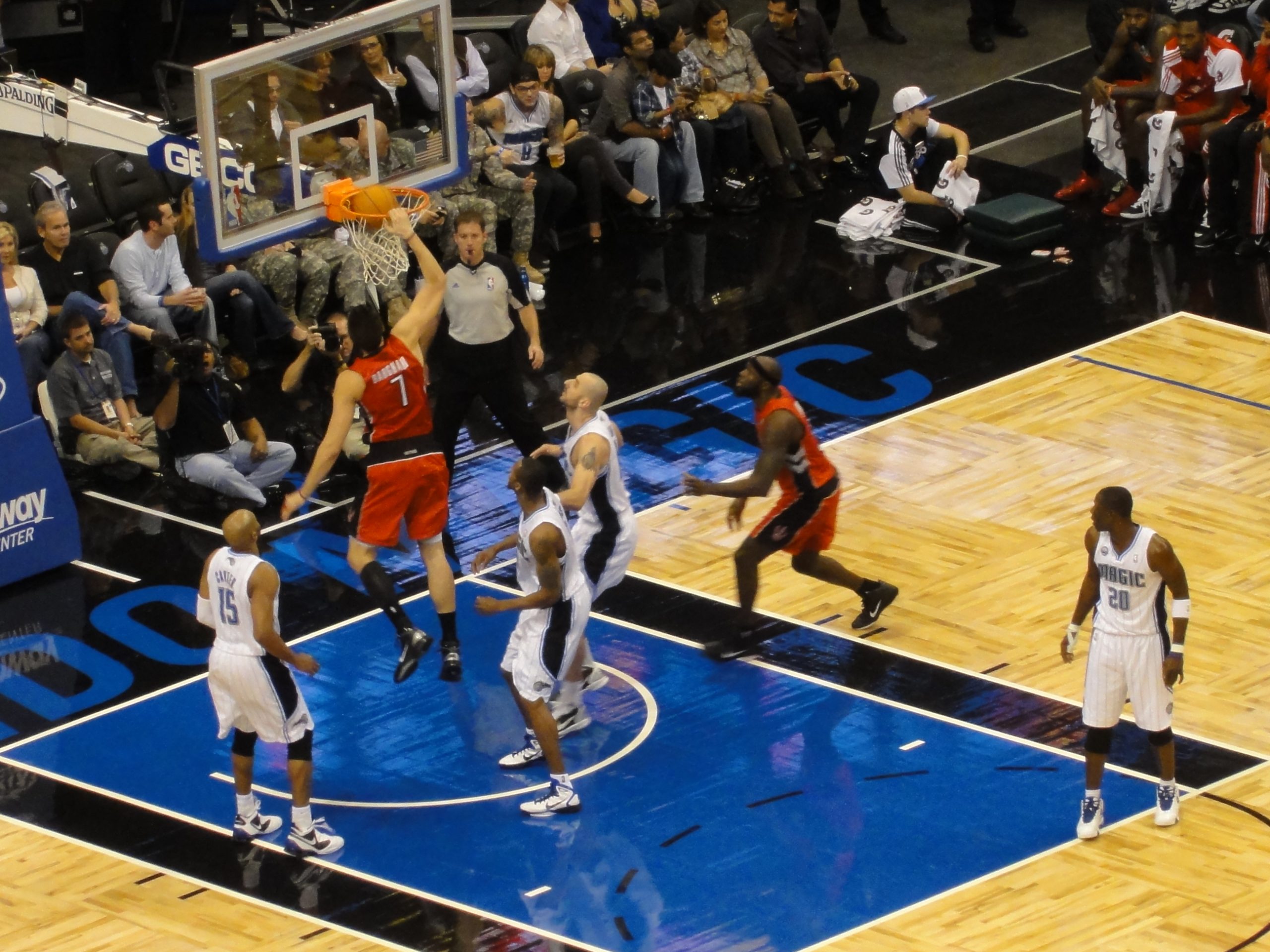 quanto custa assistir um jogo da NBA na primeira fila 