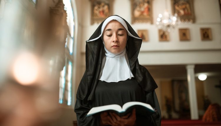 por que freiras cobrem a cabeça