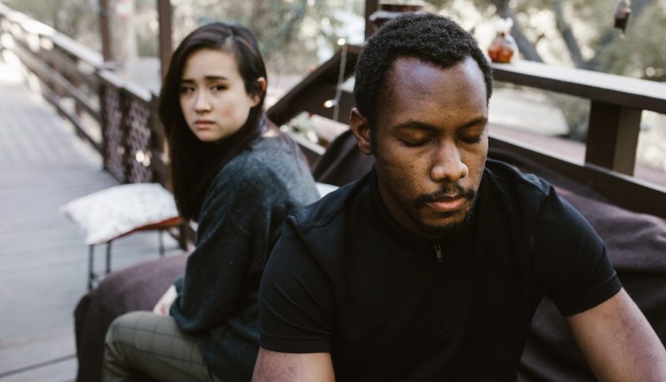 Relacionamento: Como parar de sofrer por quem você não pode ter ao seu lado? Saiba entender o seu desejo em 10 pontos