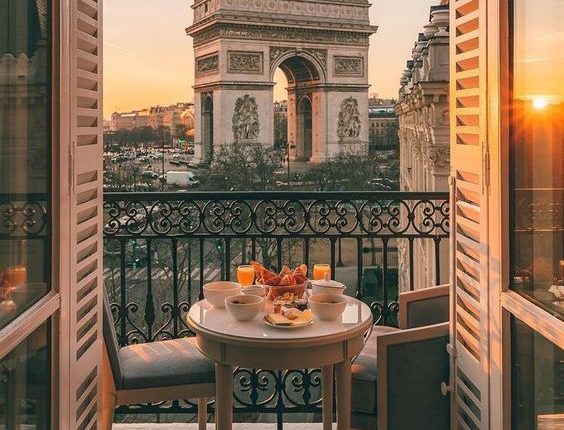 Descubra as 10 cidades mais bonitas do mundo que vão te encantar!