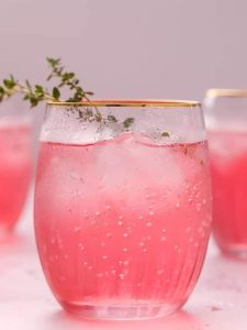 deliciosa Pink Lemonade (limonada rosa) inspirada na Barbie