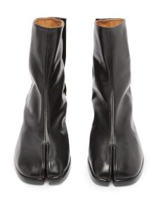 Tabi Boots, ugly shoes estão na moda