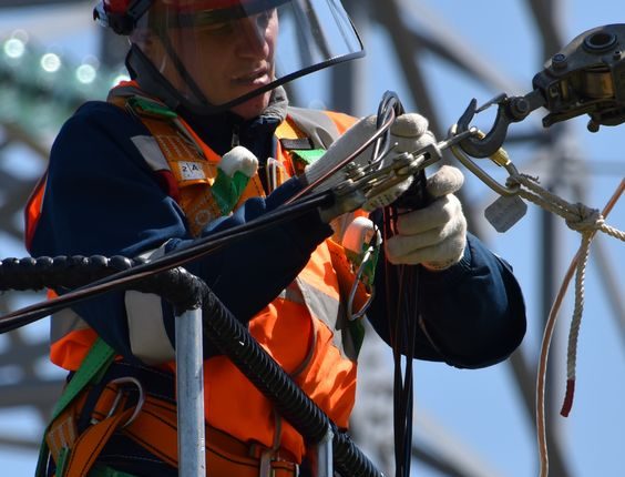 Apagão Nacional deixa 19 estados e Distrito Federal sem luz hoje cedo no Brasil
