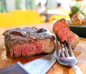 Truques do churrasco que só os gaúchos sabem