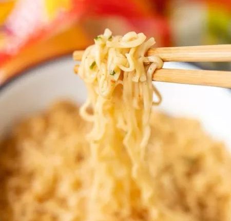 Dia do Miojo: a famosa invenção japonesa comemora aniversário dia 25 de agosto