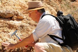 GANHE DINHEIRO SEM CONCORRÊNCIA: 4 empregos com altos salários no Brasil mas que ninguém quer trabalhar, entenda