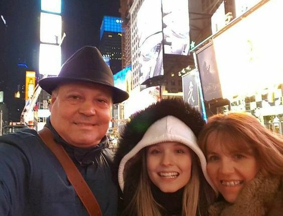 Pais e família tóxica: como identificar os sinais e como superar o trauma, muito além do caso Larissa Manoela