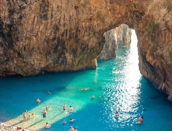 Vai mudar de país? 5 lugares encantadores que pagam para você se mudar