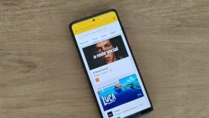 Você precisa experimentar o Mercado Play GRÁTIS: Concorrente da Netflix com filmes e séries gratuitos