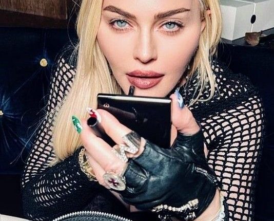 As DONAS DA P*RRA TODA: conheça aqui 6 celebridades generosas que pagam pensão aos seus ex-maridos, quanto elas desembolsam?