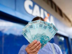 CAIXA anuncia ESTE novo empréstimo exclusivo para empreendedores que precisam de crédito, confira