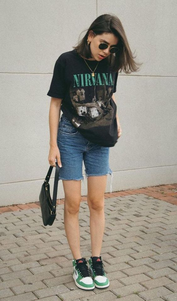 look descomplicado: jeans e t-shirt