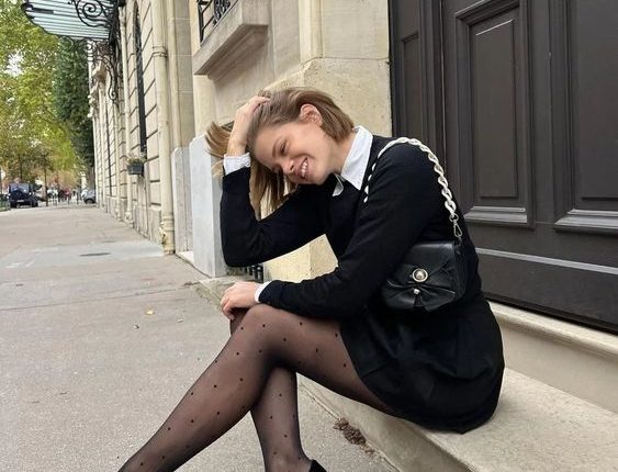 MODA: por que o sapato MARY JANE ainda é tão polêmico em 2023, entenda