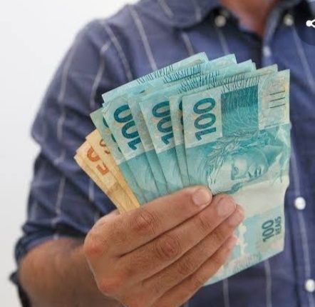 NOVO SALÁRIO MÍNIMO: vem aumento aí! previsão de R$ 1.461, vai ser pago quando? Entenda