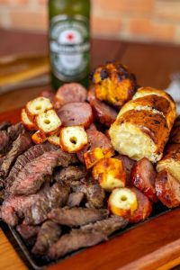 PARTIU CHURRASCO: preço das carnes e outros alimentos está em queda livre, bora aproveitar!