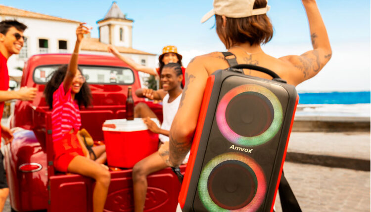 Amvox inova e lança caixa de som em formato de mochila