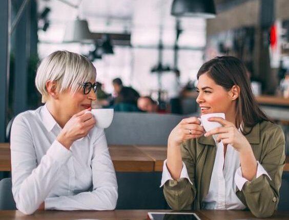 Coffee Badging: A Tendência que Desafia o Retorno ao Escritório