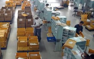 ABSURDO: iPhones sendo leiloados por apenas R$ 117 pelo Correios? Entenda o que aconteceu aqui!