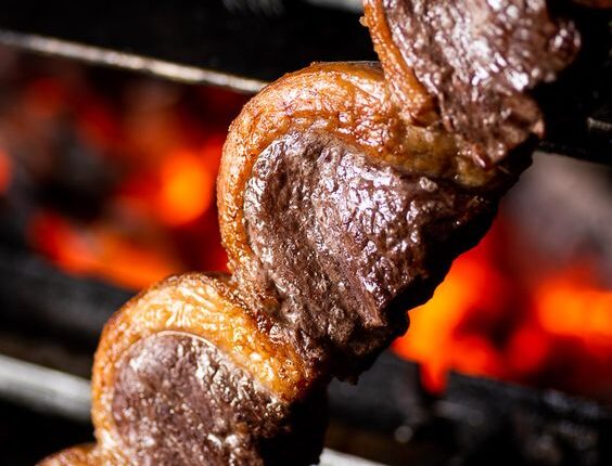 Churrasco com Picanha tá caro? Descubra 6 Opções de Carnes mais Acessíveis e gostosas