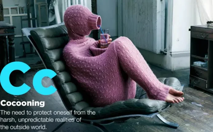 Cocooning: tendência das pessoas procurarem o prazer de ficar em casa na era do trabalho remoto em 2023