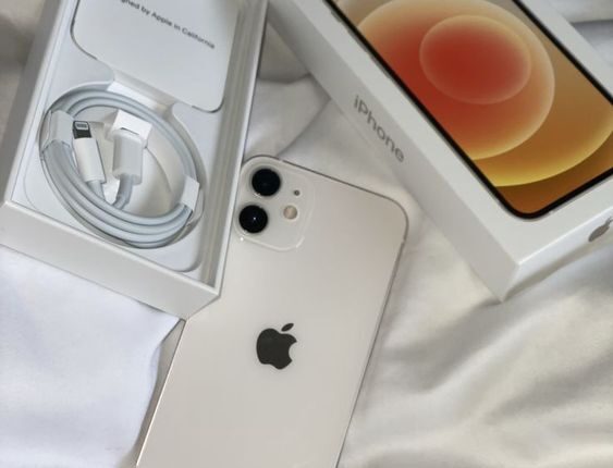 Oportunidade Única: Leilão da Receita Federal Oferece iPhone 12 por R$ 1 Mil! Saiba Como Participar.