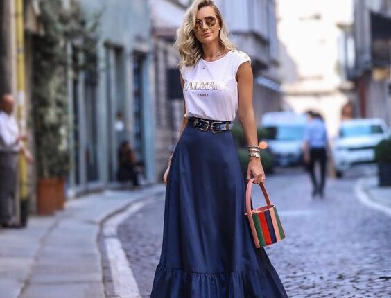 8 LOOKS de trabalho estilosos para você usar no calor