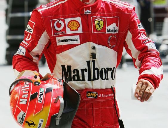 Michael Schumacher surpreendeu à todos em um posto de gasolina, veja