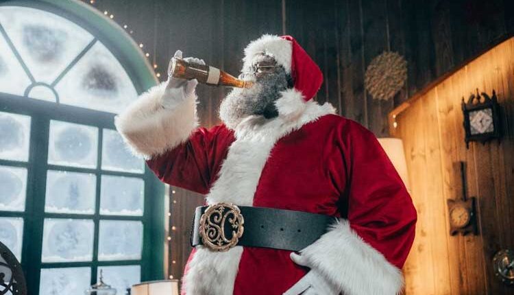 Coca-Cola Ilumina o Natal com a Campanha 'Desperte o Papai Noel que há em Você'