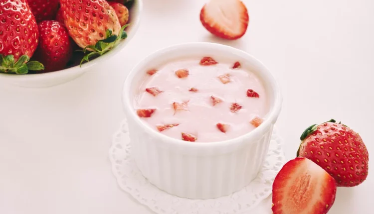 Verão Fit: 4 Receitas Geladas e Gostosas com Whey Protein para Manter a Dieta