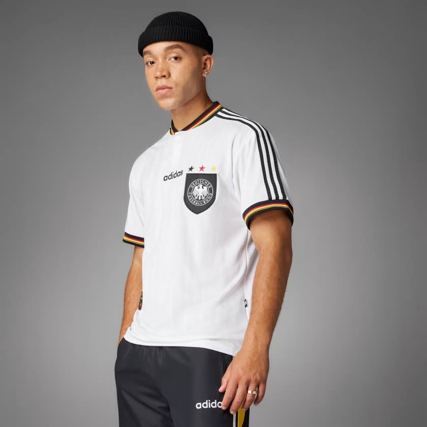 Adidas Lança no Brasil Coleção Retrô 'Anos 90' de Seleções