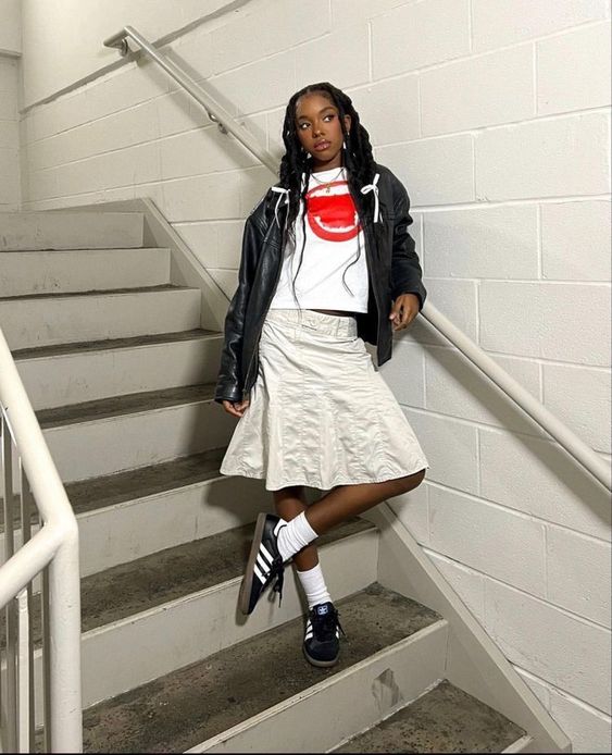 Adidas Samba: 10 looks para ARRASAR com o tênis queridinho do Ano!