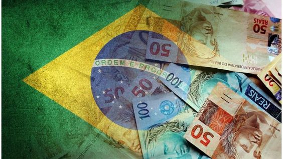 20 maiores economias do mundo em 2023, segundo projeção do FMI:
Estados Unidos – US$ 26,95 trilhões
China – US$ 17,7 trilhões
Alemanha – US$ 4,43 trilhões
Japão – US$ 4,23 trilhões
Índia – US$ 3,73 trilhões
Reino Unido – US$ 3,33 trilhões
França – US$ 3,05 trilhões
Itália – US$ 2,19 trilhões
Brasil – US$ 2,13 trilhões
Canadá – US$ 2,12 trilhões
Rússia – US$1.86 trilhão
México – US$1.81 trilhão
Coreia do Sul – US$1.71 trilhão
Austrália – US$1.69 trilhão
Espanha – US$1.58 trilhão
Indonésia – US$1.42 trilhão
Turquia – US$1.15 trilhão
Holanda – US$1.09 trilhão
Arábia Saudita – US$1.07 trilhão
Suíça – US$ 905 bilhões