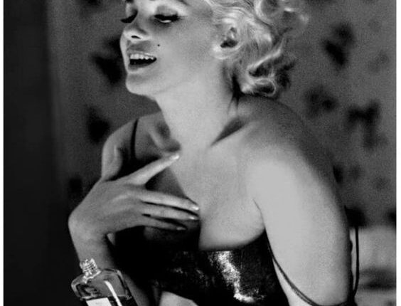 5 perfumes que TODA mulher deveria experimentar na vida!