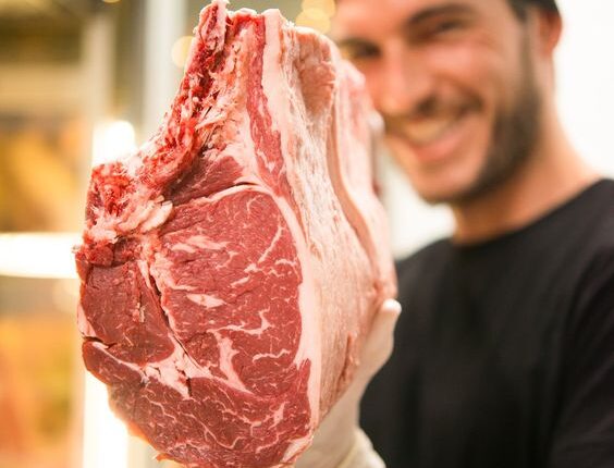 NO PRECINHO: Preço da Carne DESPENCA em 2024