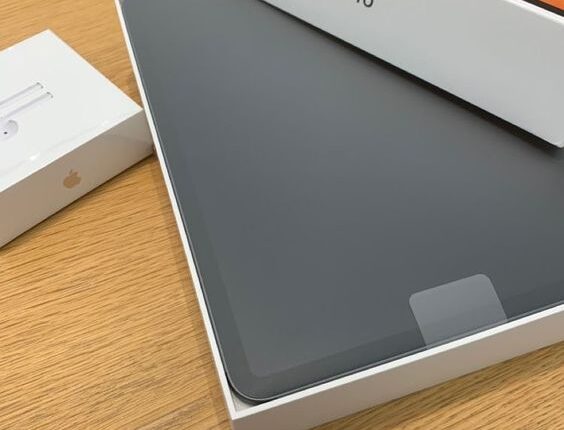 BRANDING: O Mistério do "i" nos Produtos da Apple: O Que Realmente Significa?