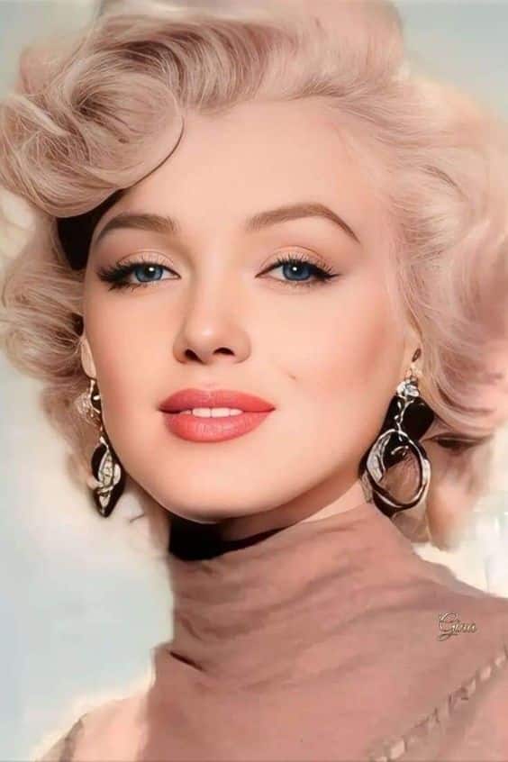 ESTE é o perfume secreto de Marilyn Monroe (além do Chanel nº 5)