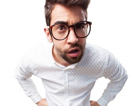 8 Sinais Claros de que Estão Manipulando Você: Como Identificar e Lidar com a Manipulação