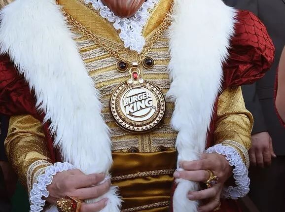 Burger King comprando Outback e Starbucks no Brasil? Entenda