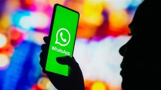 WhatsApp fora e Instabilidade: Usuários de Android e iOS Sem Conexão